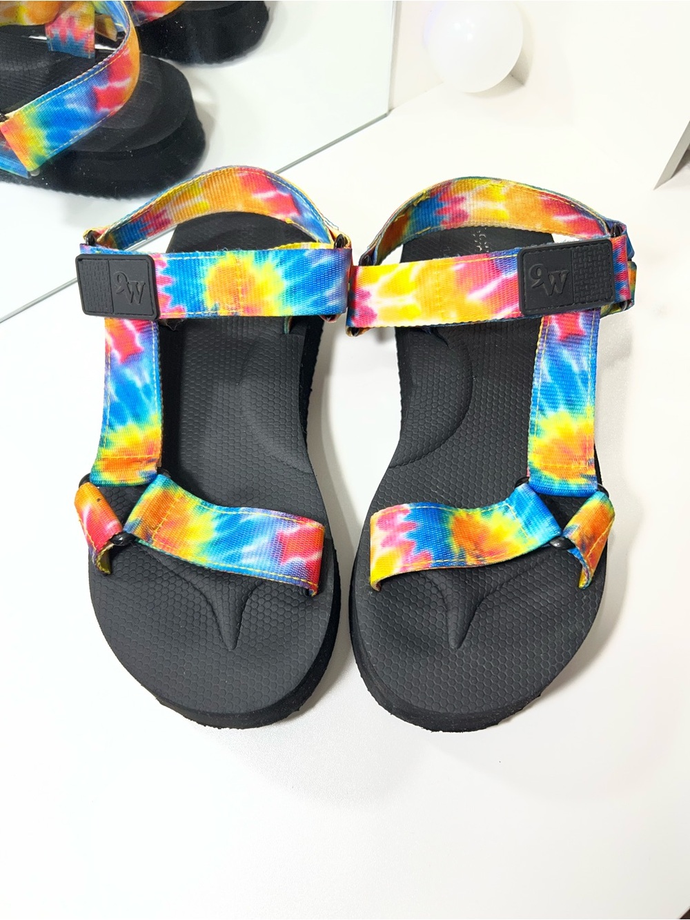 Nine West Women’s Tie-Dye Sandals - Black Footbed size 7